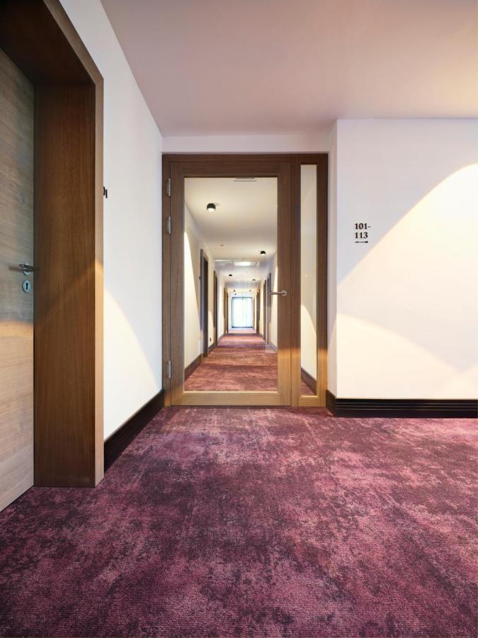 Hotel Zur Post Aschheim Buitenkant foto